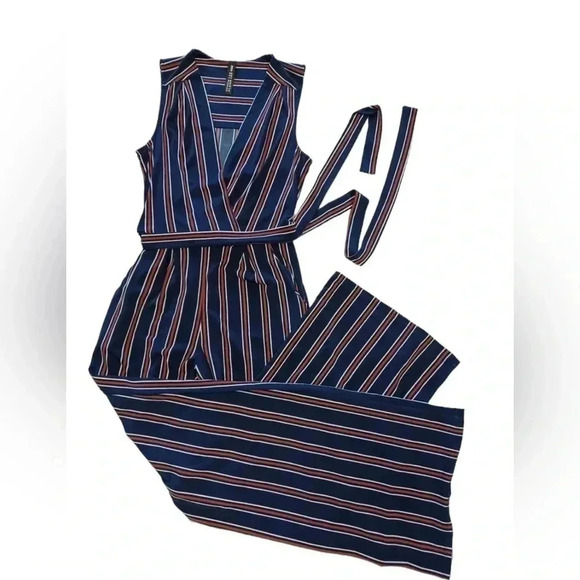 Design Lab Lord & Taylor V Neck Wide Leg Jumpsuit Size Small - Picture 6 of 9